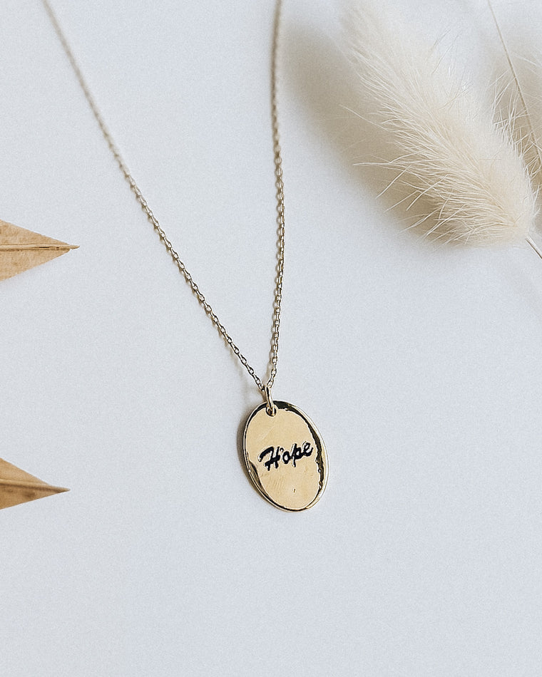 Hope Pendant Necklace [gold]