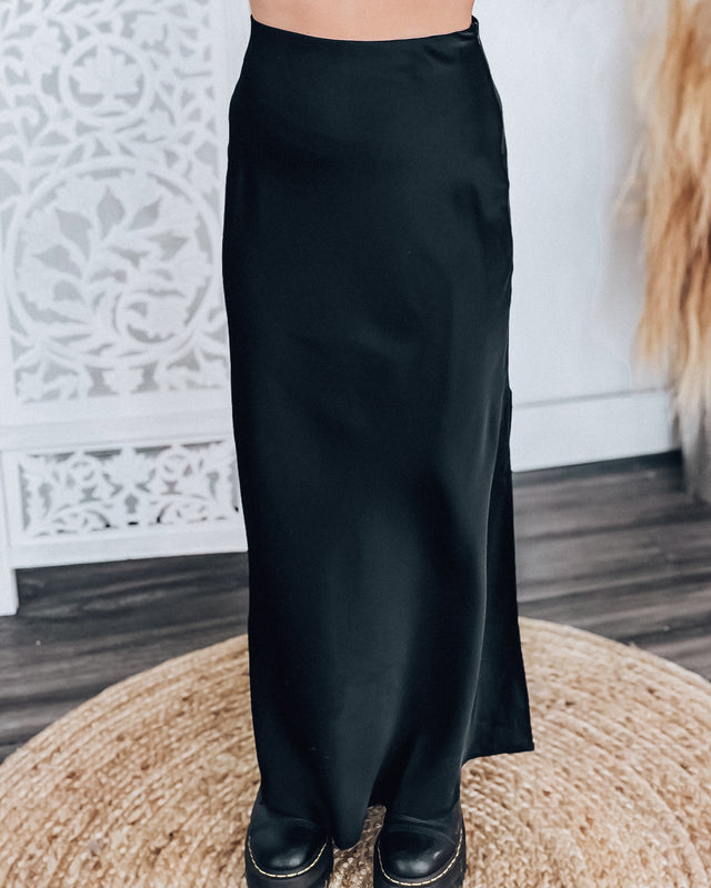 Zanzibar Satin Skirt [black]