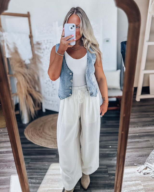 Dixie Denim Vest [light wash]
