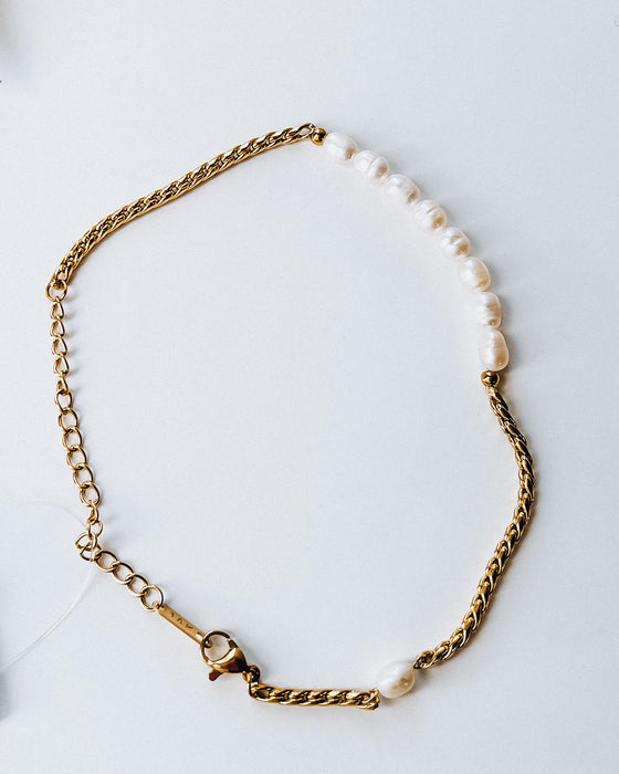 Chunky Pearls Anklet [18k Gold Plated Stainless Steel]