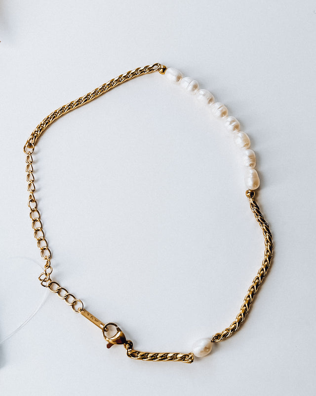 Chunky Pearls Anklet [18k Gold Plated Stainless Steel]