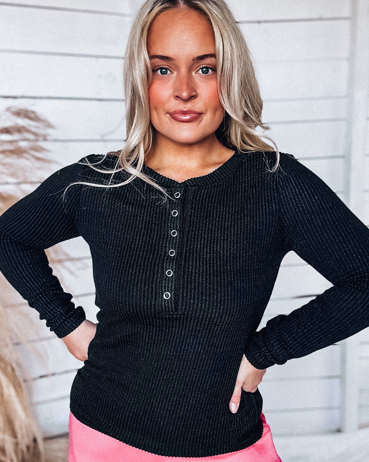 The Night Before Cozy Top [black]