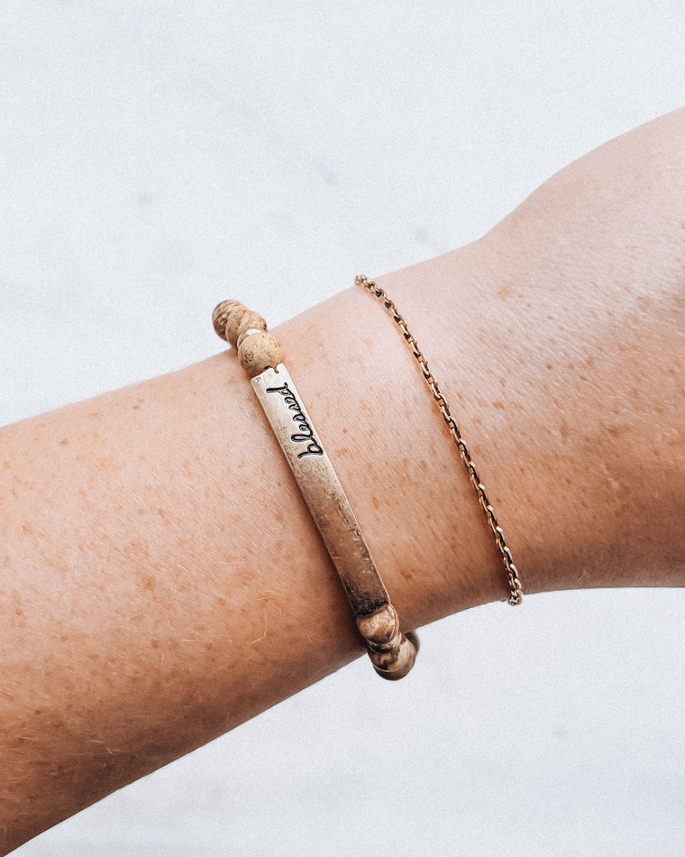 Blessed Stretch Bracelet [gold/mexican agate]