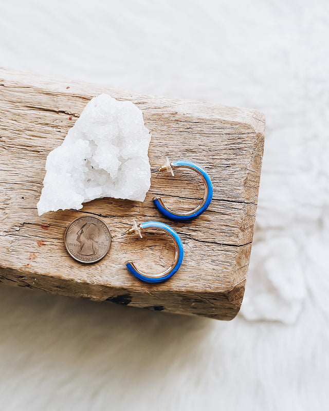 Enamel Hoop Earrings [blue]