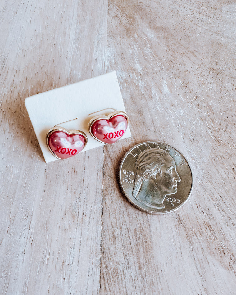 xoxo pink heart stud earrings