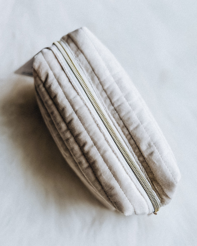 Rectangle Quilted Travel Pouch [ivory]