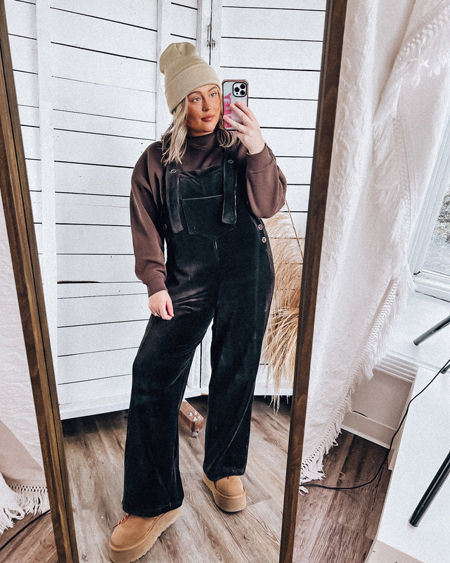 Holiday Hustle Overalls [washed espresso]