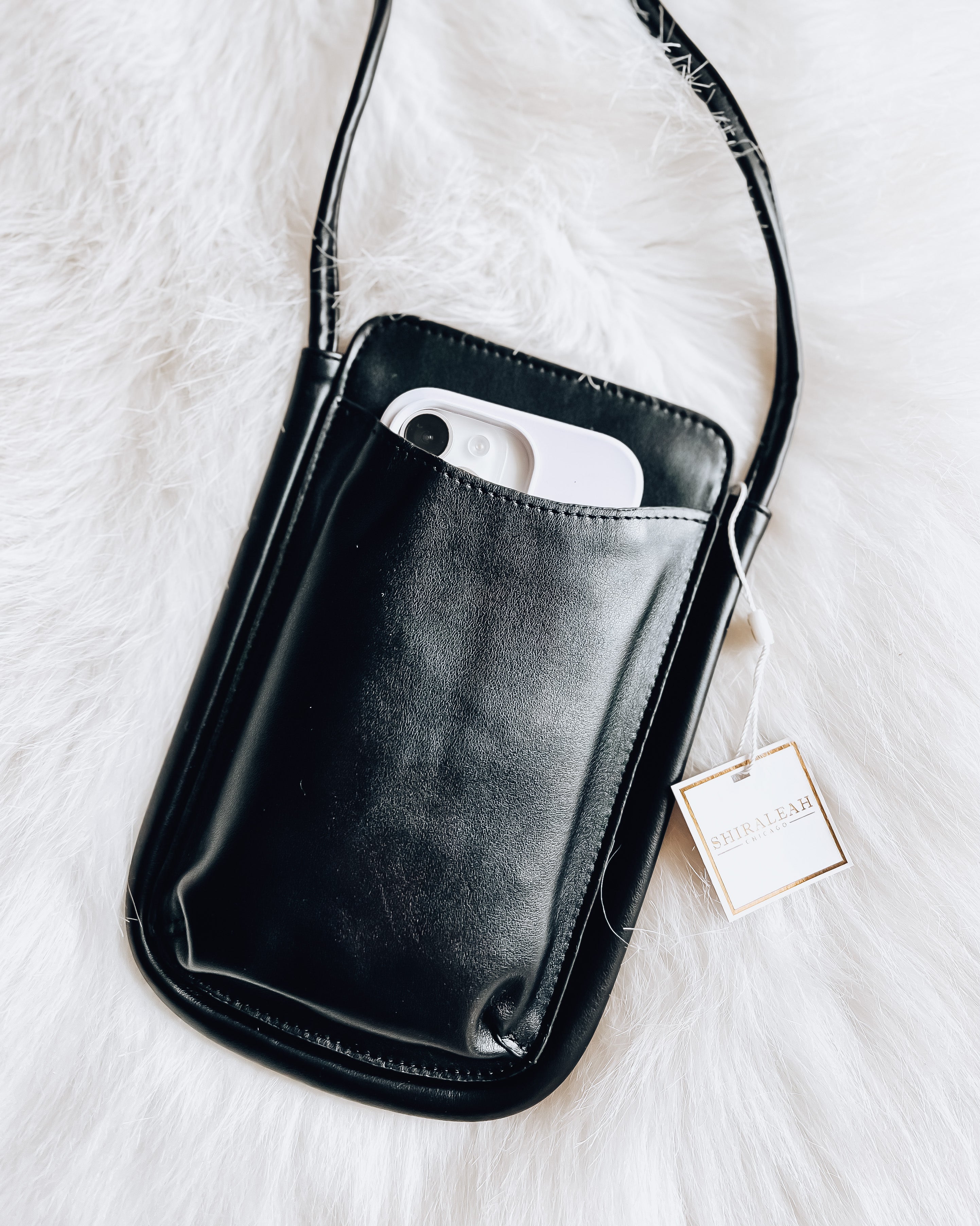Charlotte Phone Crossbody [black]