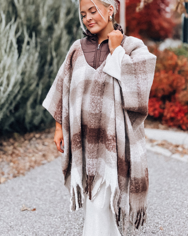 Harvest Plaid Poncho [brown/beige]