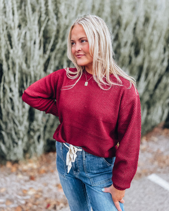 Round Neck Sweater [cabernet]