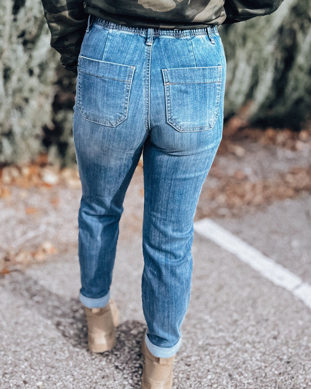 Peyton Pull on Denim Joggers [medium wash]