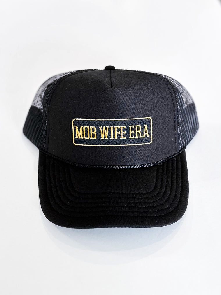 "Mob Wife Era" Trucker Hat [black/gold]