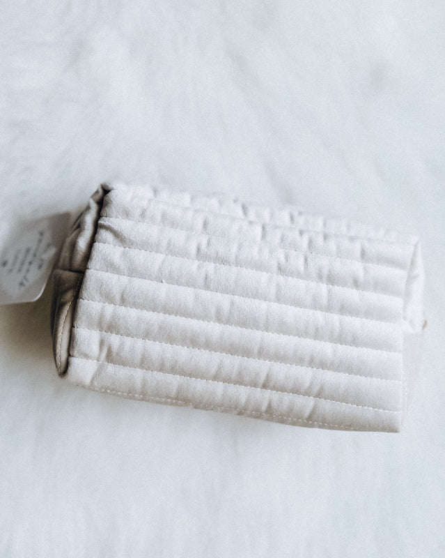 Rectangle Quilted Travel Pouch [ivory]