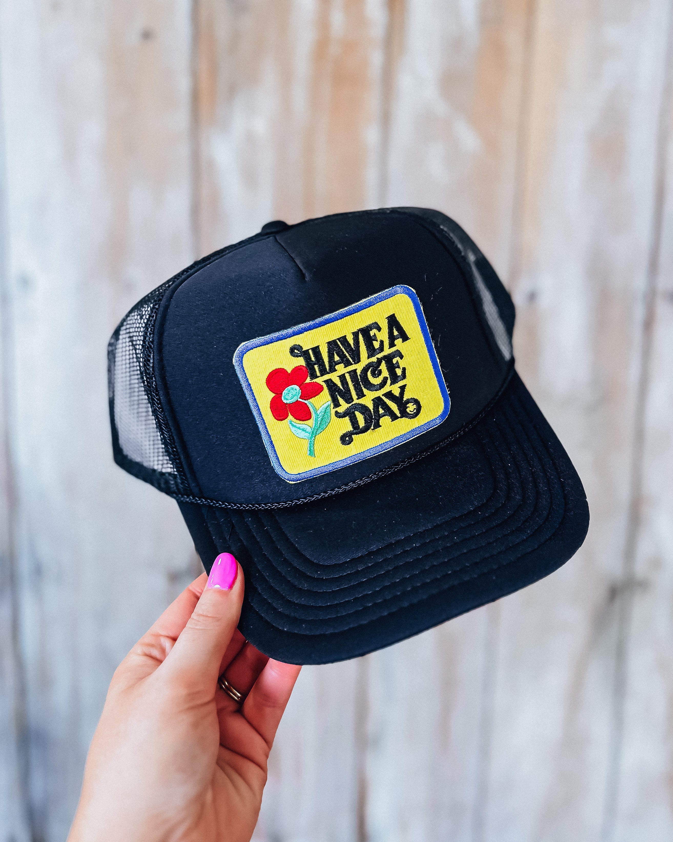 "Have a Nice Day" Trucker Hat [black]