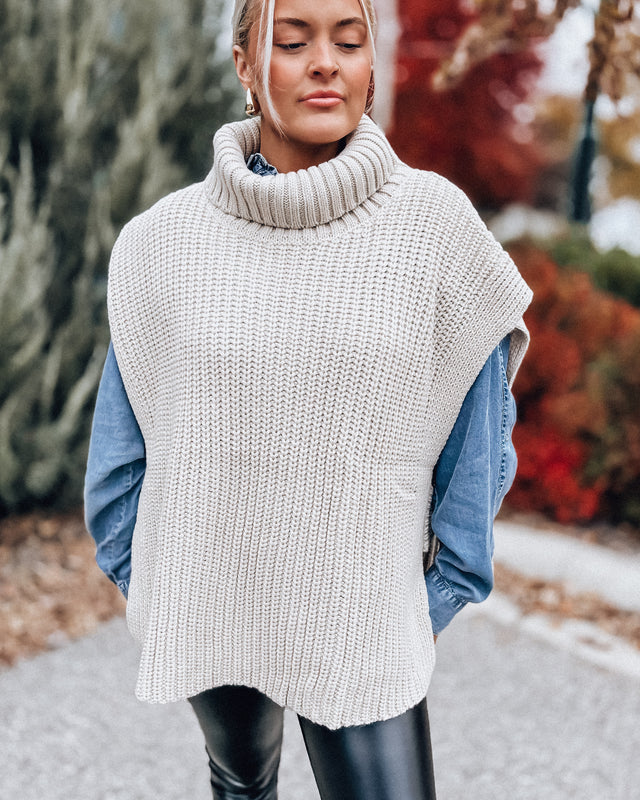 Time of the Season Sweater Vest Top [cream]