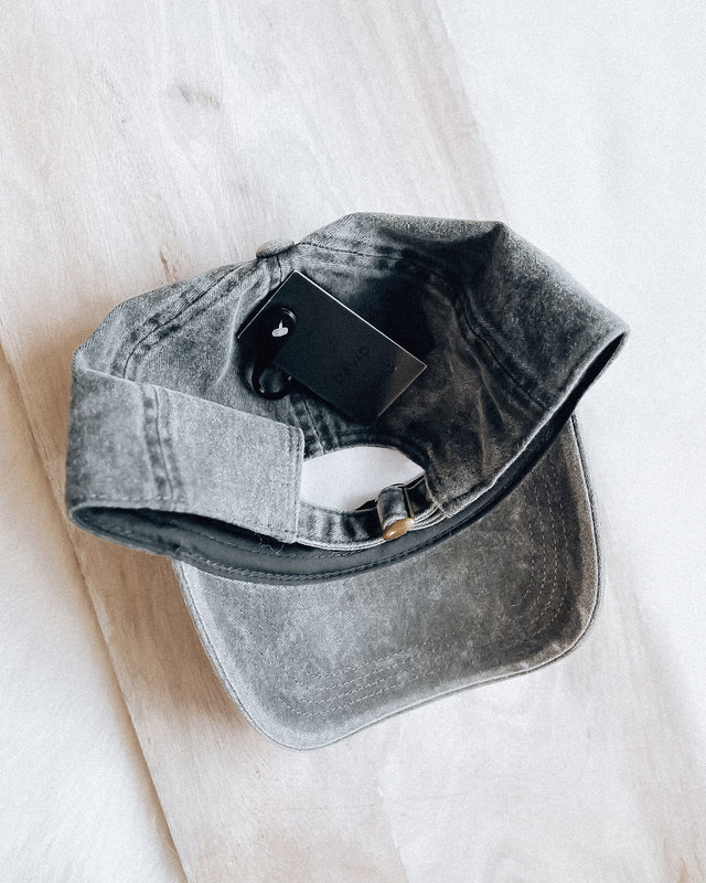 Happy Embroidered Baseballcap [black]