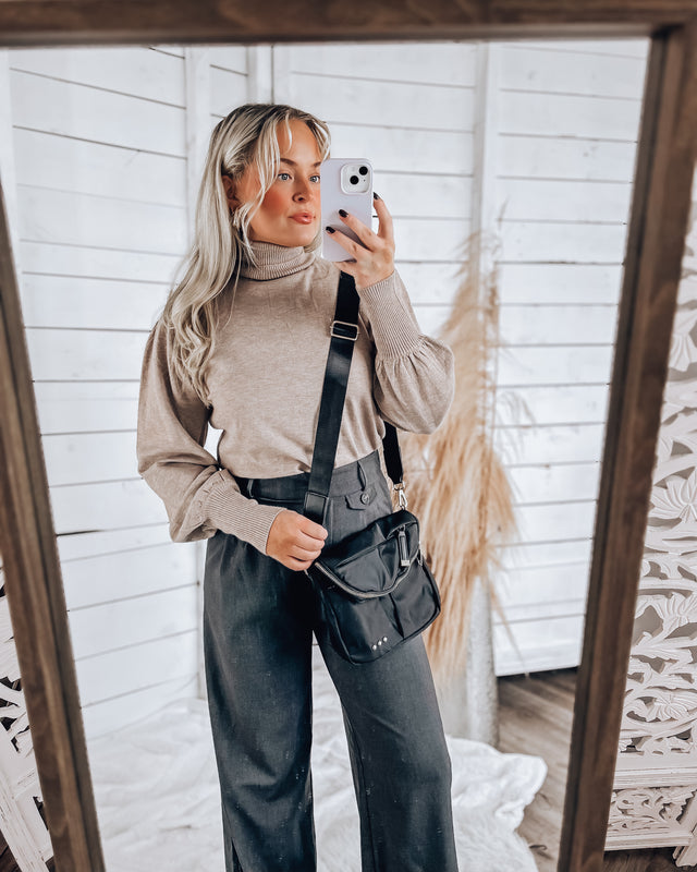 True Love Turtle Neck Knit Top [taupe]
