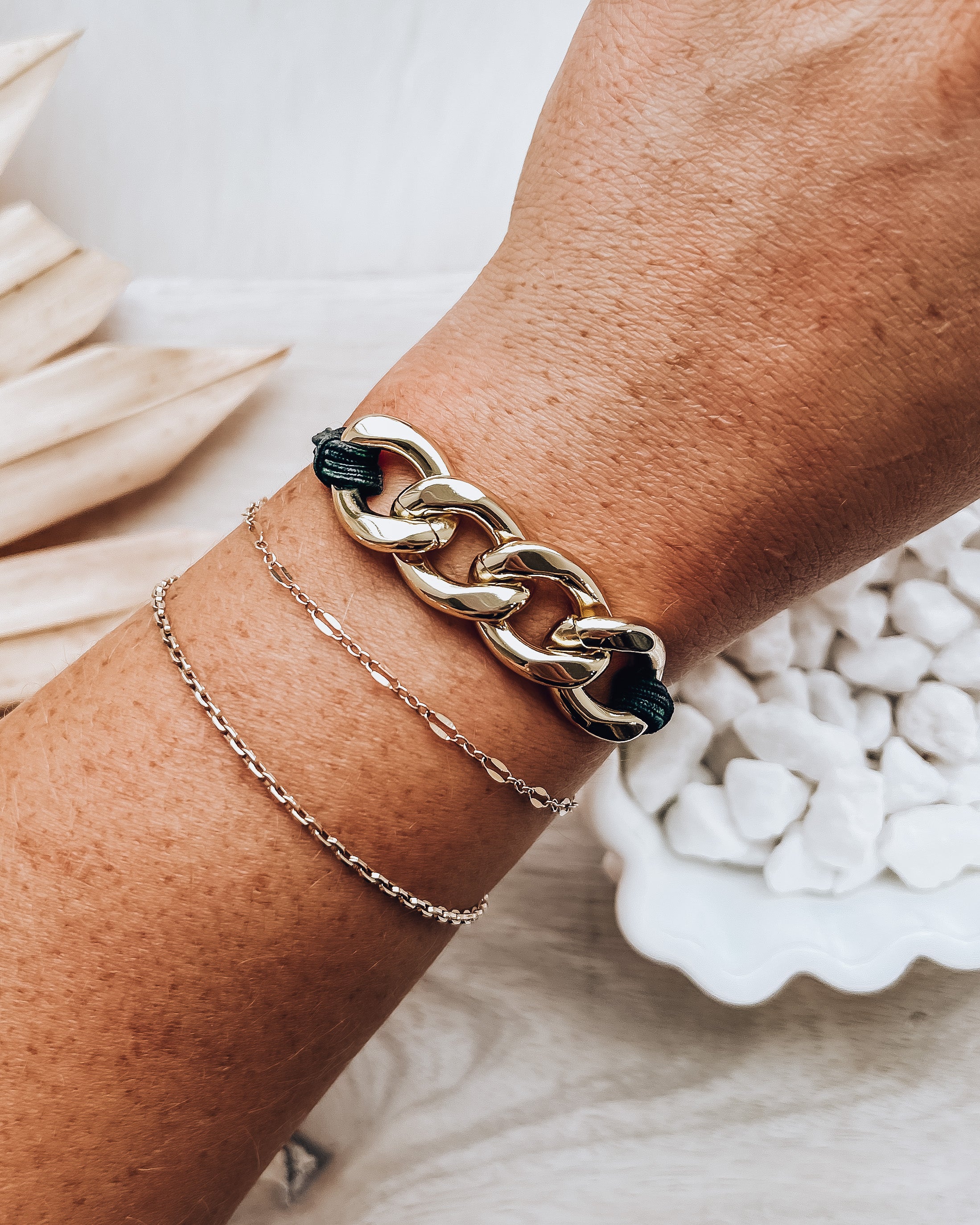Flora Bracelet/Hair Tie [gold/blk]