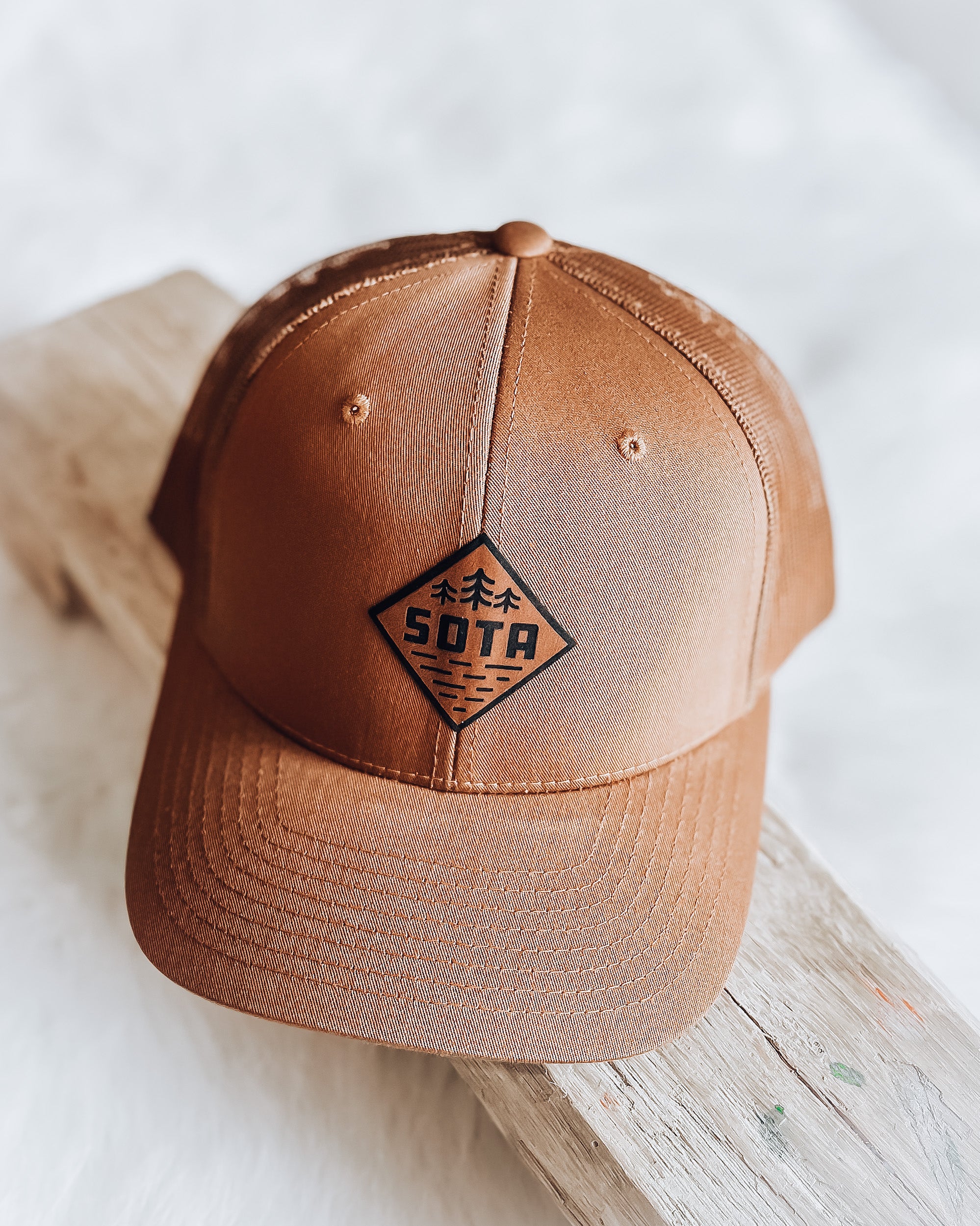 Tree Trio Snapback [camel]