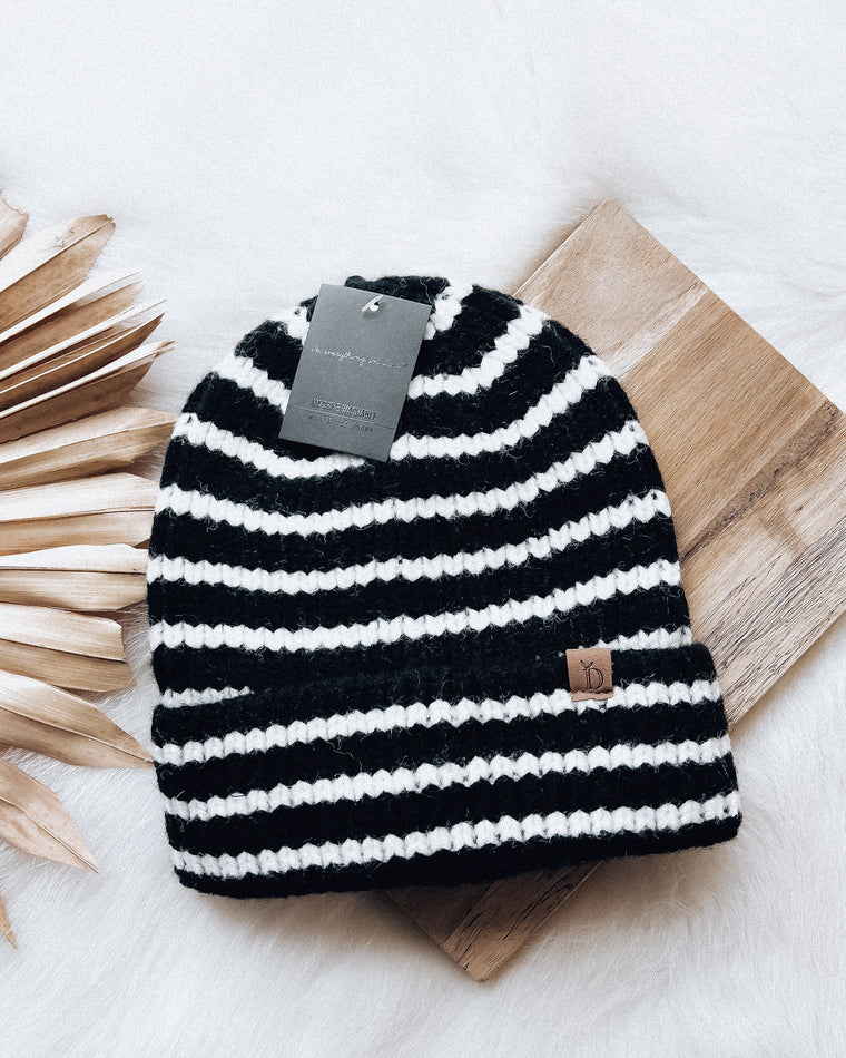 Knit Striped Beanie Hat [black/white]