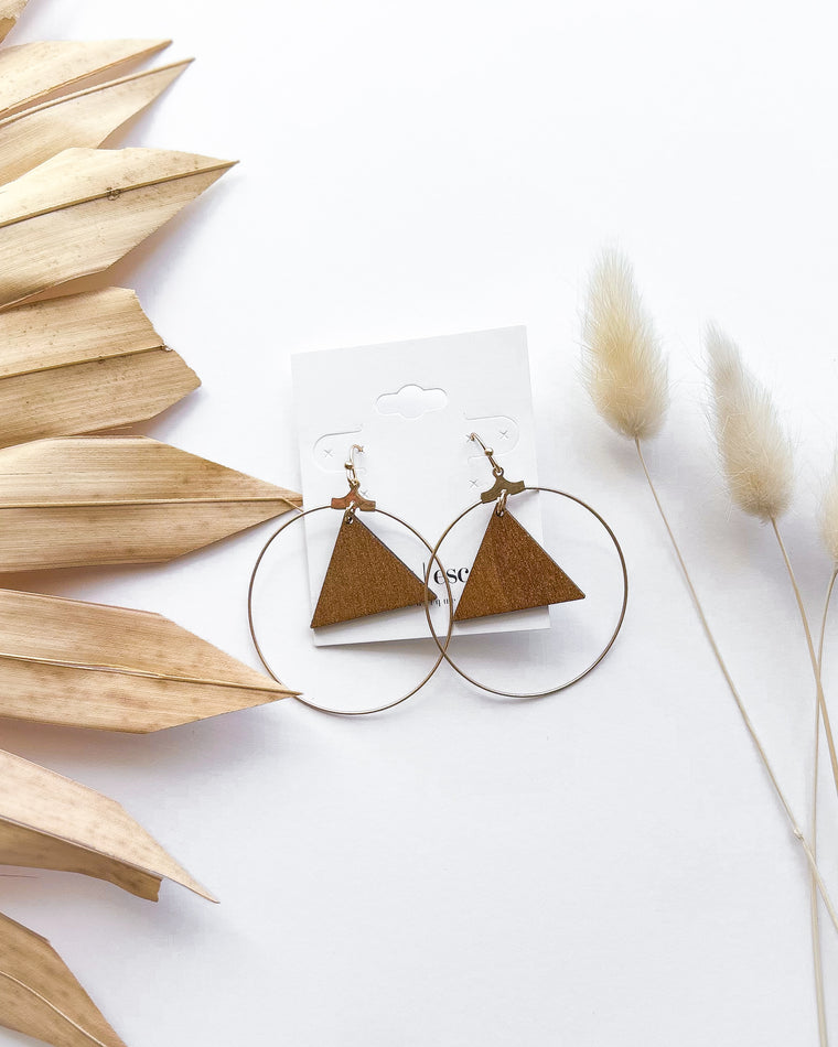 Triangle Cut out Hoop Earrings [gold/wooden]
