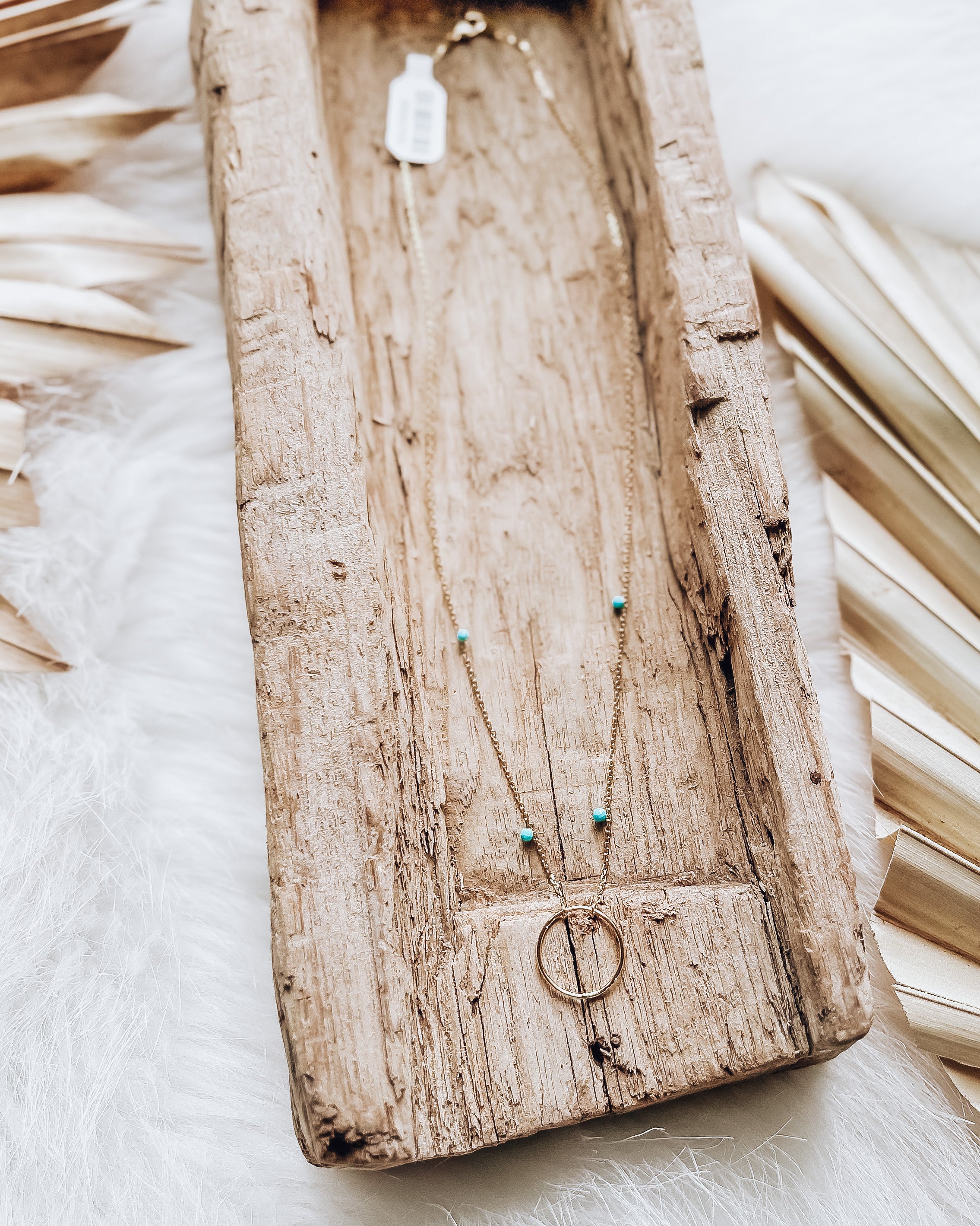 Turquoise Beaded Necklace [gold]