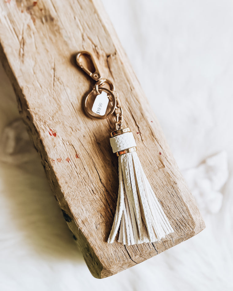 Tassel Key Chain [ivory]