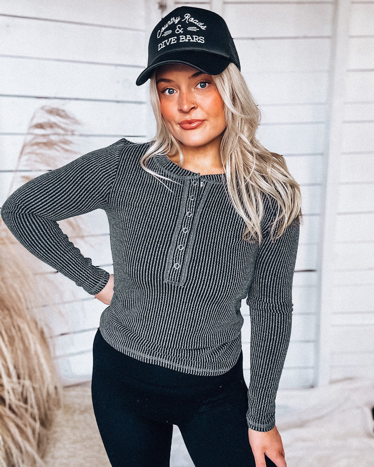 The Night Before Cozy Top [charcoal]