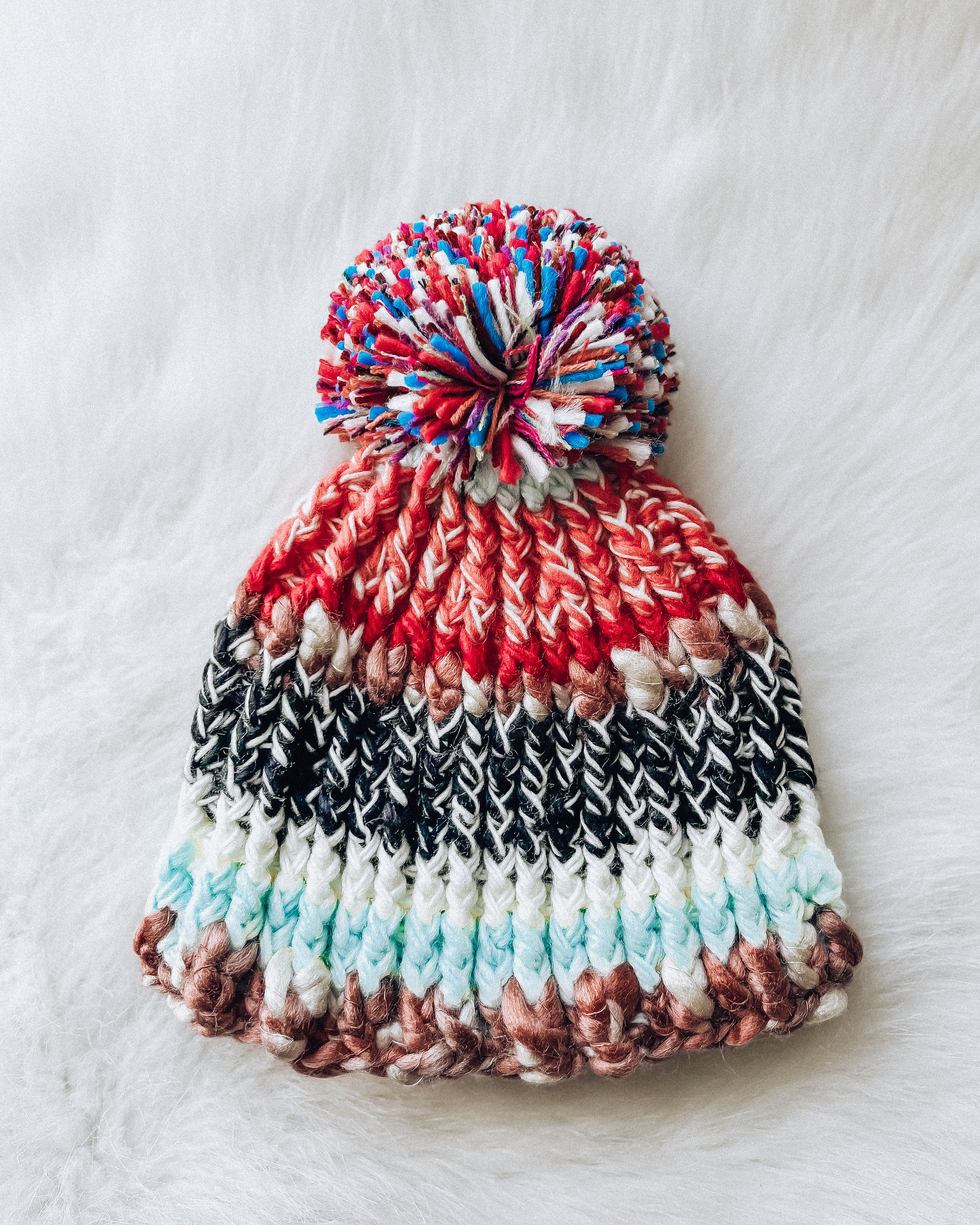 Kids Colorblock Pom Hat [pink/black]