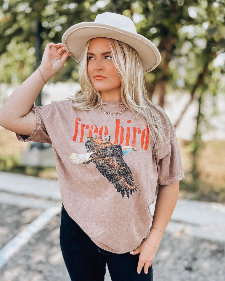 Free Bird Graphic Tee [washed mocha]