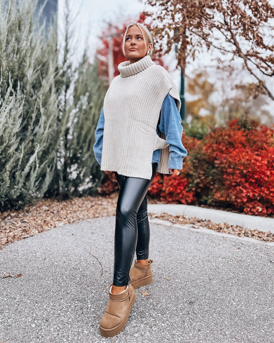 Time of the Season Sweater Vest Top [cream]