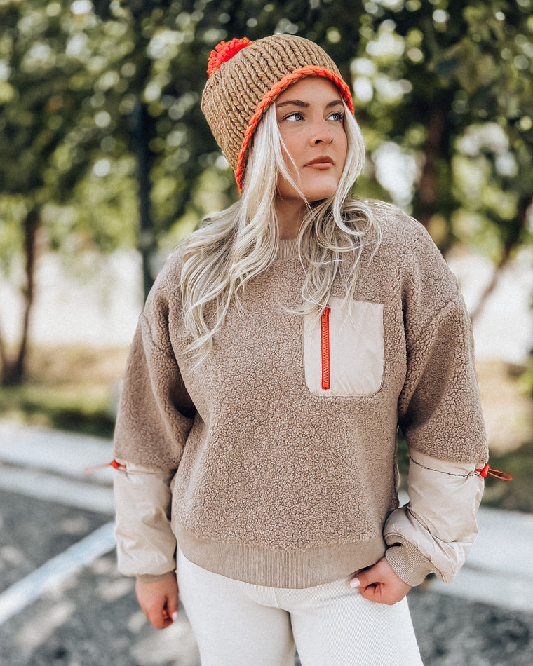 Catch a Feel Sherpa Sweater [taupe]