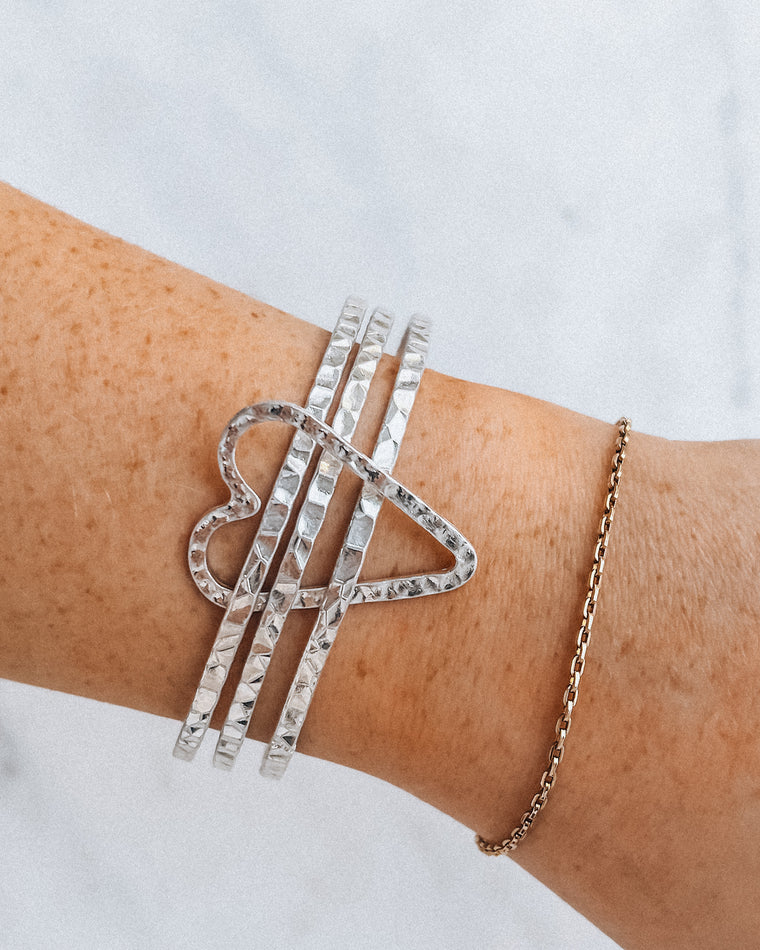 Heart Bangle Bracelet [antique silver]