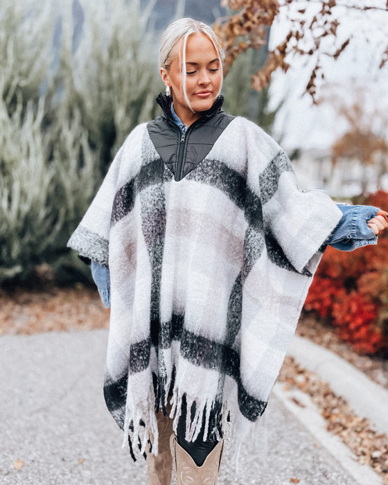 Harvest Plaid Poncho [black/grey]