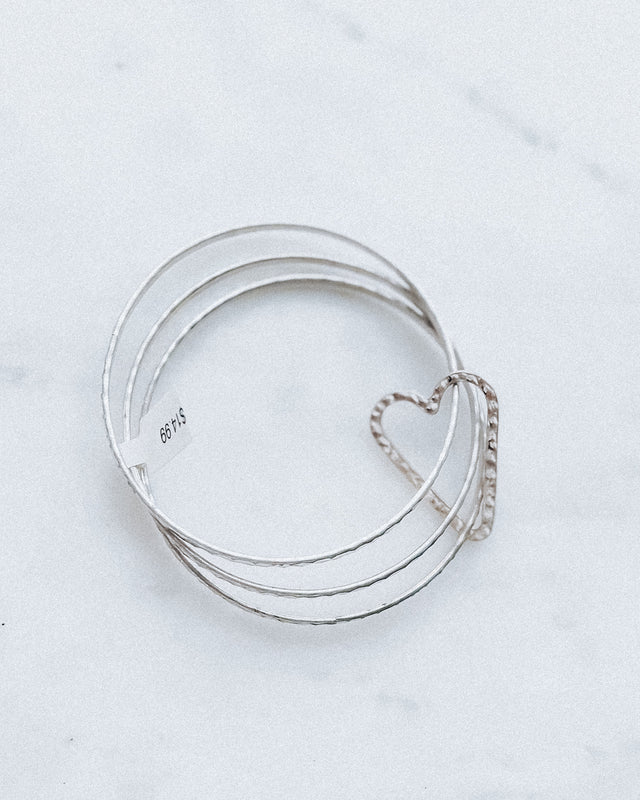 Heart Bangle Bracelet [antique silver]
