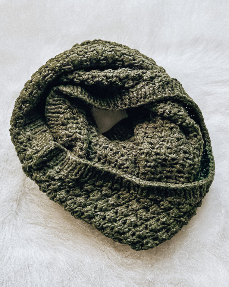 Bobble Textured Snood [olive]