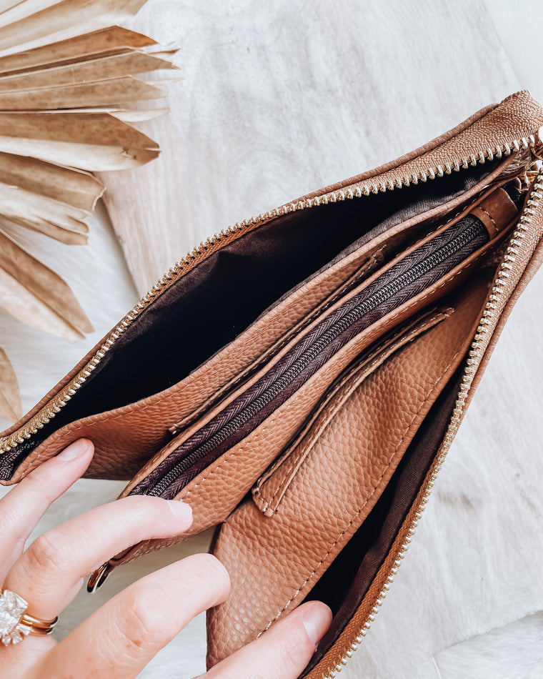 Tried and True Crossbody [chestnut]