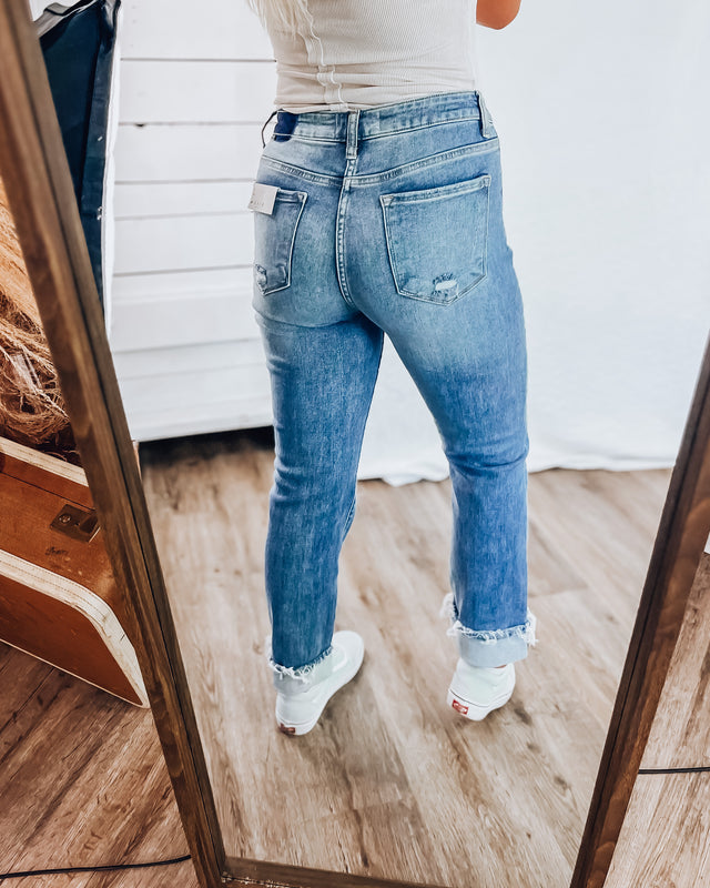 Lenni Mid Rise Jean [medium denim]