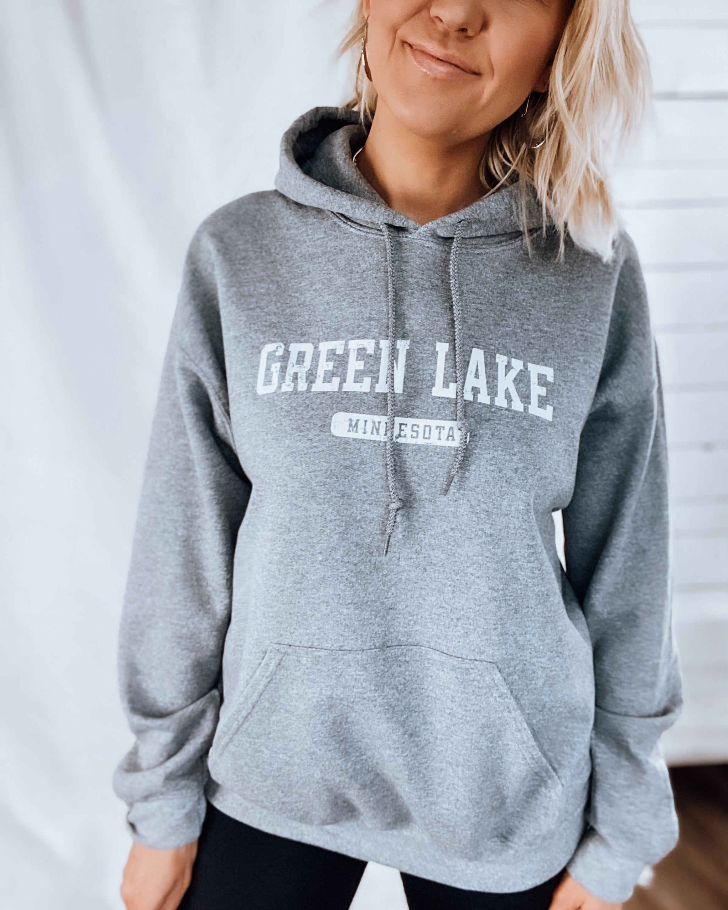 green lake minnesota athletic hoodie [hthr grey]