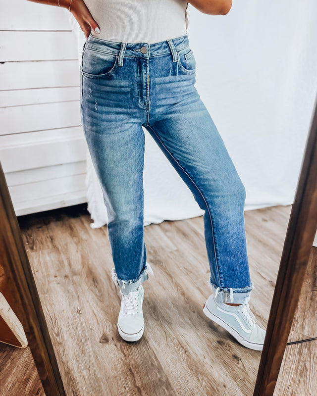 Lenni Mid Rise Jean [medium denim]