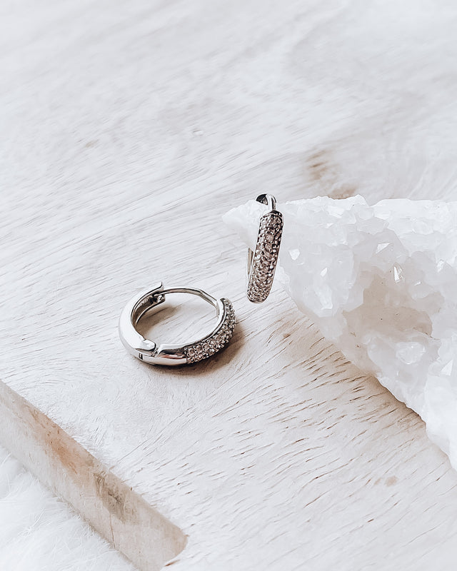Dainty Diamond Hoop Earrings [silver]