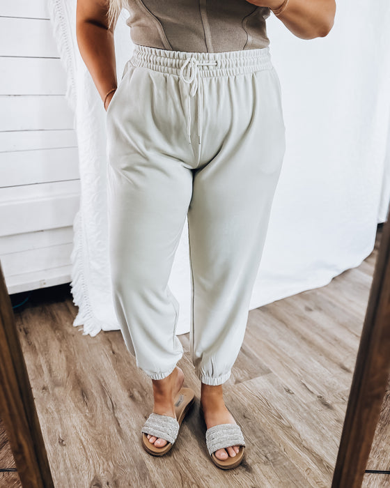 Calm & Collected Sweatpants [smokey taupe]