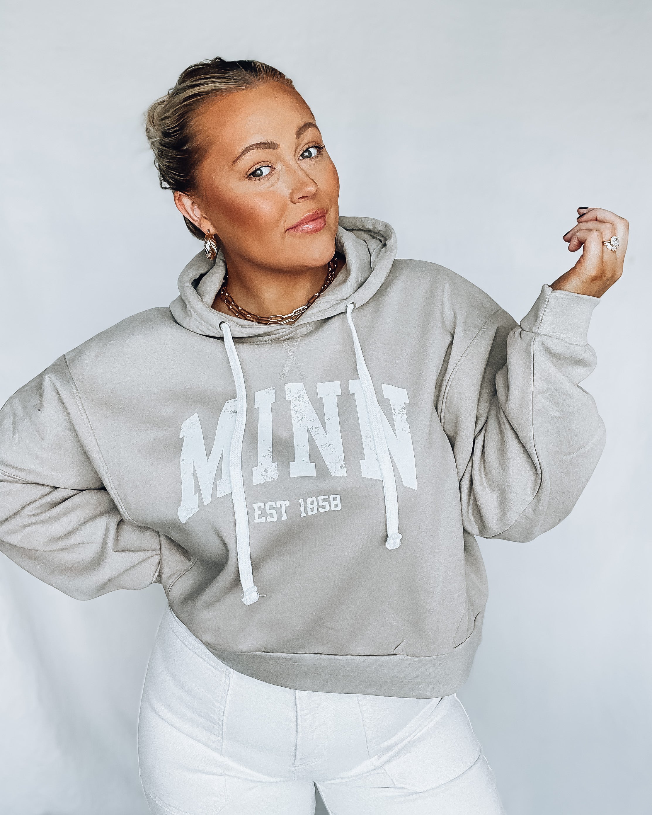 MINN Est 1858 Crop Sweatshirt [taupe]